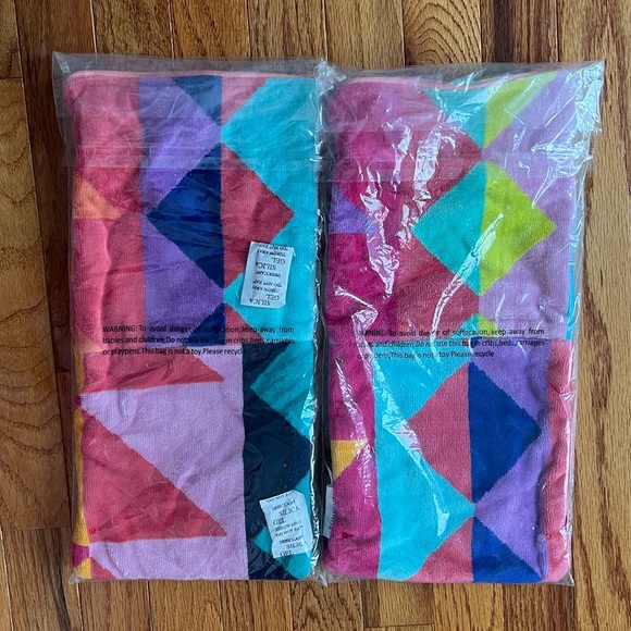 SunnyLife beach pillows (2) - Picture 2 of 3